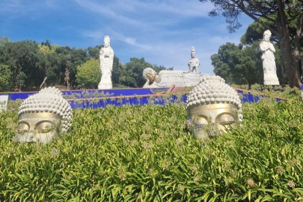 Parque Buddha — Sérénité, sculptures et nature aux portes de Lisbonne 🧘