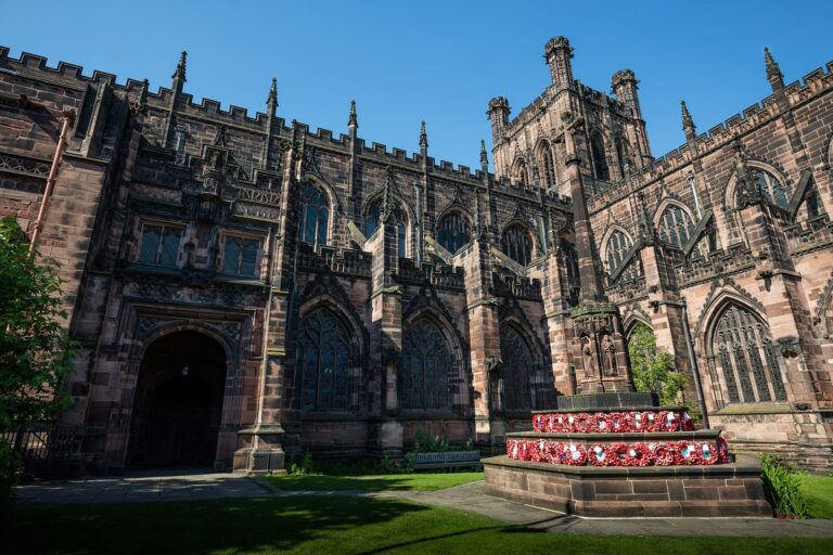 Chester — Remparts romains et galeries à deux étages