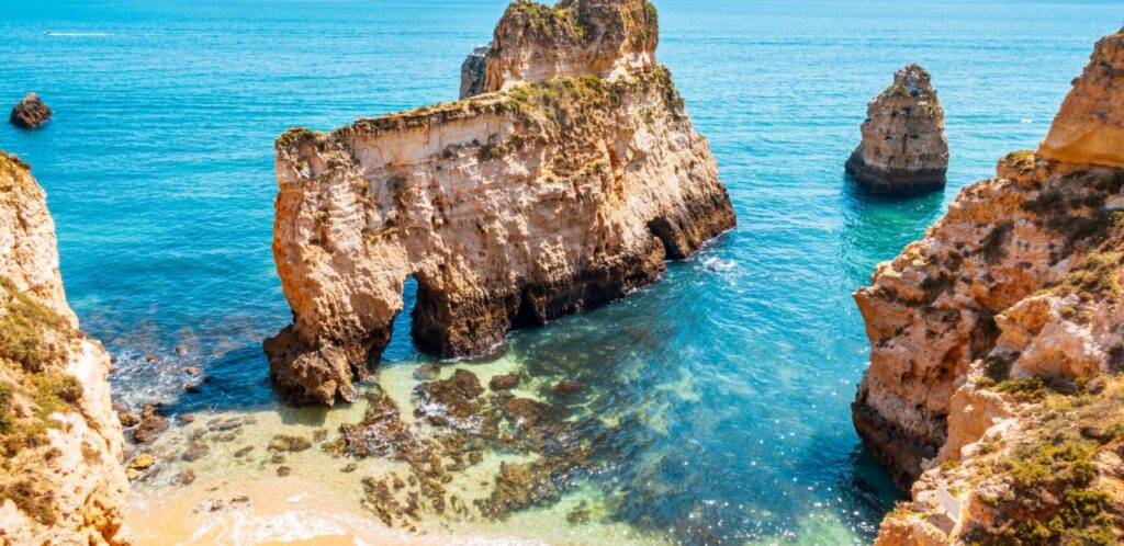 Portimão — Plages, marina et gastronomie en Algarve 🦐