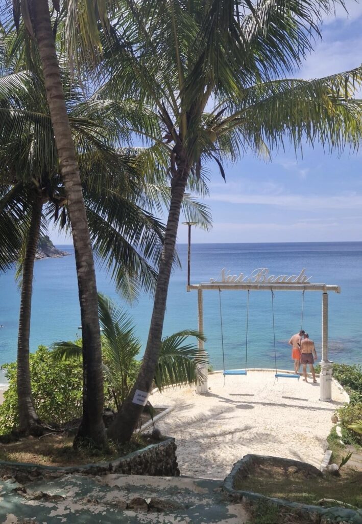 Nui Beach - Magnifique plage dans le sud de Phuket