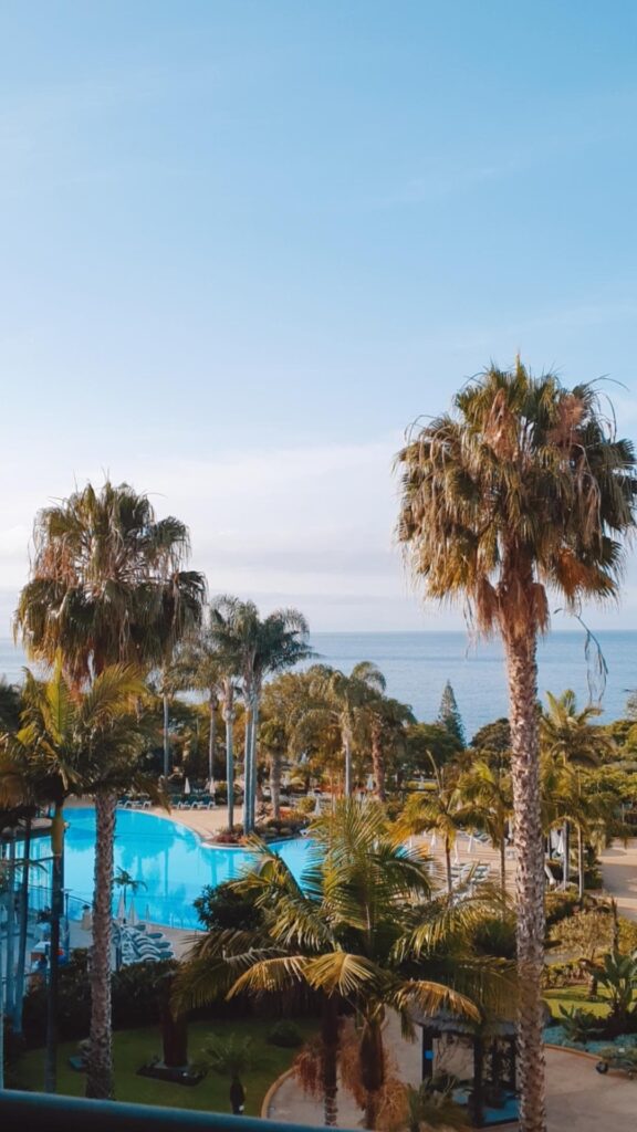 Funchal — Le cœur vibrant de Madère 🌺🌊