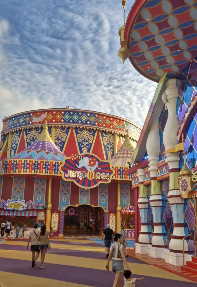 Carnival Magic — Un parc féérique à Phuket