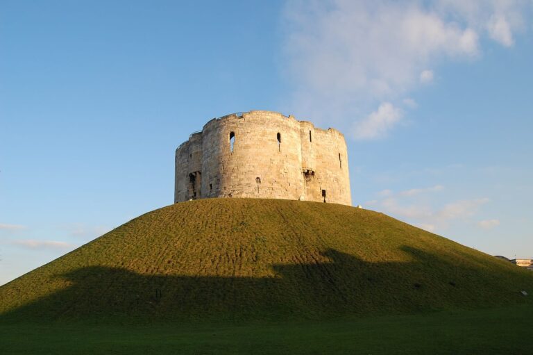 York — Remparts médiévaux et légendes vikings